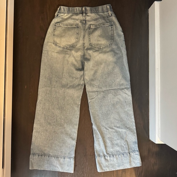 GAP High Rise Wide Leg Jeans - Picture 2 of 3